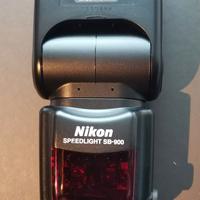 Nikon speedlight SB-900