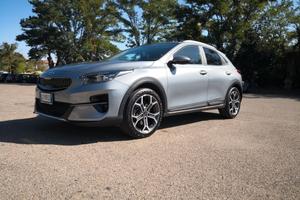 KIA Xceed 1.6 CRDi 136 CV MHEV DCT High Tech