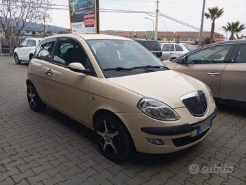 Lancia Ypsilon 1.2 Argento