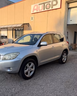 TOYOTA RAV 4 MY23 RAV4 2.2 D-4D 136 CV