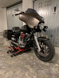 Harley Davidson Street Glide FLHX