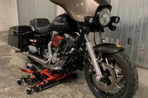 Harley Davidson Street Glide FLHX