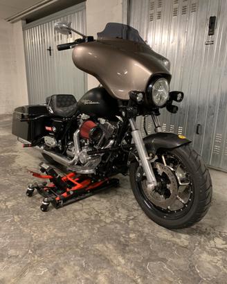 Harley Davidson Street Glide FLHX