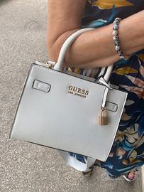Borsa guess