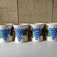 4 bicchieri in ceramica
