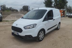 Ford Transit Courier furgone