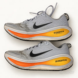 Nike Vomero Plus EU 45,5 azzurro chiaro e arancio
