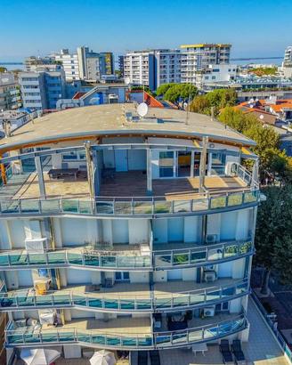 Attico / Mansarda di 120 m² con 3 locali e box aut