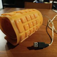 Tastiera portatile di gomma rotolabile