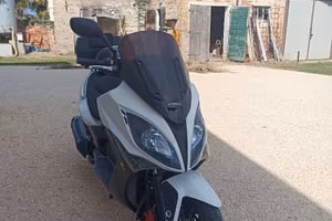 Scooter kimco xcyting 300i