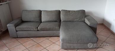 Divano Ikea Kivik 3 posti con chaise longue