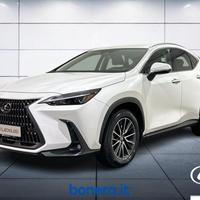 Lexus NX 2.5 plug-in Premium 4wd e-cvt