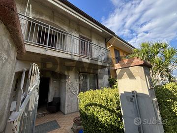 Villa a schiera - Acquedolci