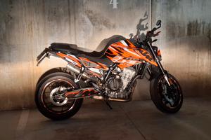 ktm duke 790