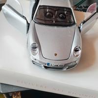 auto modello porsche Carrera, bmw