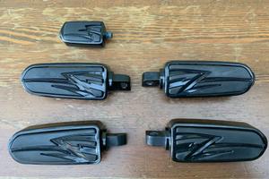 Pedaline e manopole Harley Tribal