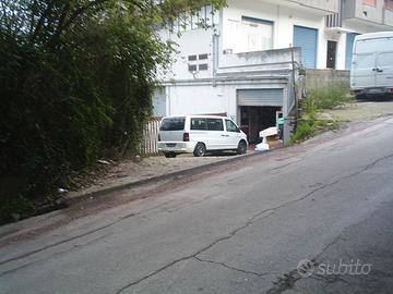 : Laboratorio Artigianale - Deposito - Magazzino (