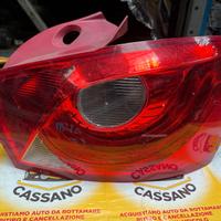 FARO POSTERIORE DESTRO SEAT IBIZA ANNO:2009