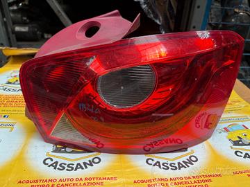 FARO POSTERIORE DESTRO SEAT IBIZA ANNO:2009