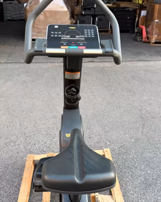 Ciclette Technogym professionale usata - pari al n
