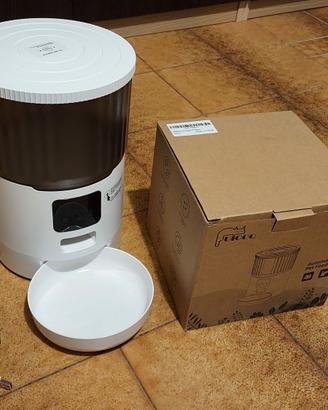 Distributore Automatico Cibo Gatti