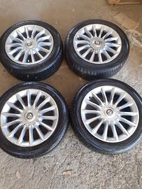 Alfa Romeo Mito Cerchi e Gomme 195/55/16 Estive