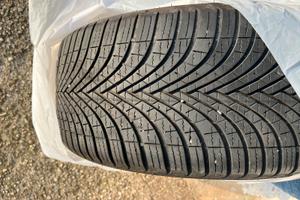 225/45/R17 94V M+S Sava