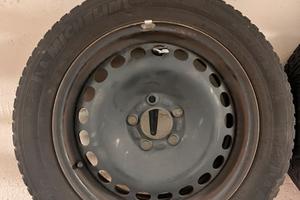 Set 4 cerchi in ferro 16” 5x108 Ford/Volvo + Gomme