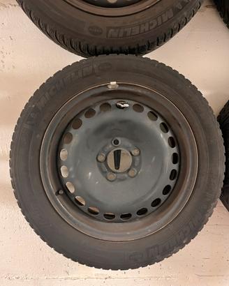 Set 4 cerchi in ferro 16” 5x108 Ford/Volvo + Gomme
