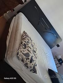 letto matrimoniale con contenitore 