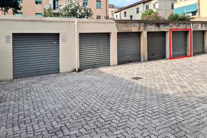 FABBRICOTTI: Garage in condominio recintato
