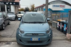 Fiat 500e 42 kWh Icon NESSUN VINCOLO
