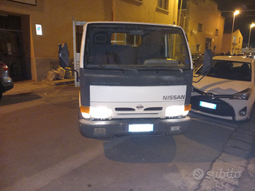 Nissan cabster patente b