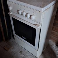 cucina 4 fuochi completa a gas