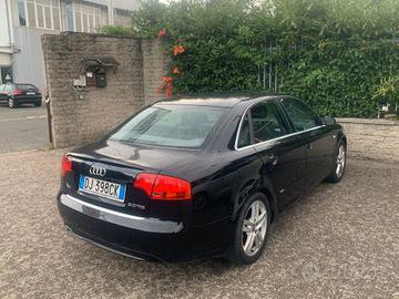 Audi A4 2.0 TDi S line e perfetta condizioni