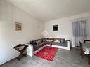 villa-a-schiera-a-suno