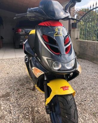 Aprilia SR 50 replica