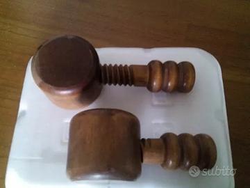 coppia di schiaccianoci in legno