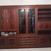 Mobile sala con tavolo