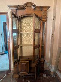 Vetrina in legno
