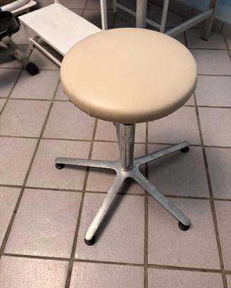 Sgabello Professionale Girevole e Regolabile