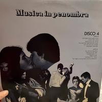 Vinile musica in penombra