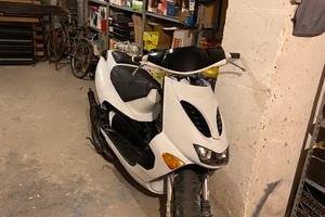 Scooter aprilia sr 50