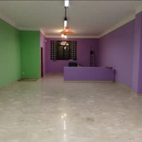 Locale commerciale ferrandina