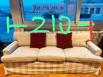 Coppia di divani 2 e 3 posti
