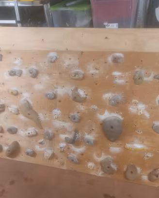 Pannelli e prese per boulder