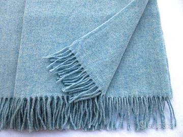 Scialle. Lana. Nuova Senza etichette. 72x202 cm.