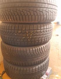 4 Gomme Hankook 215/60 R17 96H – invernali