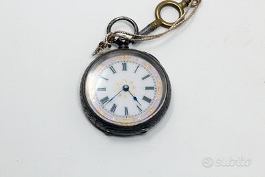 Antico orologio  in argento