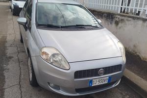 GRANDE PUNTO DIESEL 75 CV GANCIO TRAINO PERFETTA 